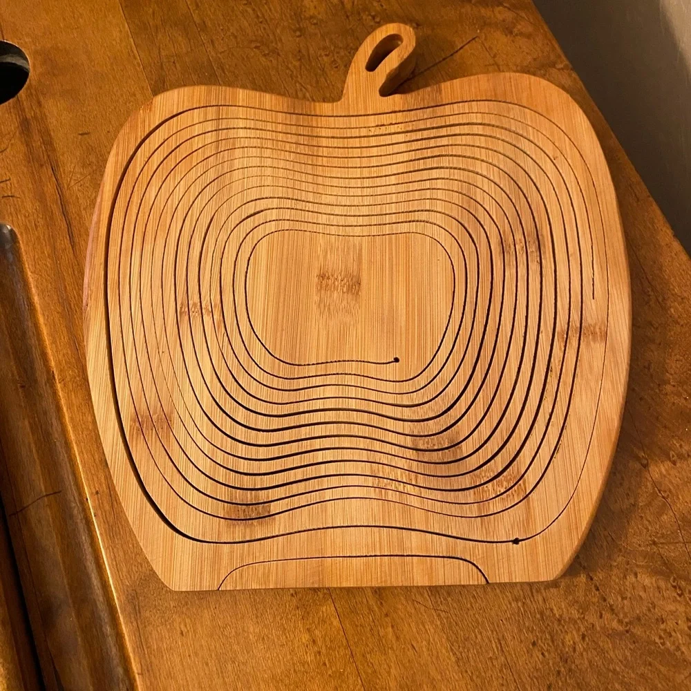 Apple Shaped Wooden Fruit, Nut Basket Collapsible Trivet Novelty